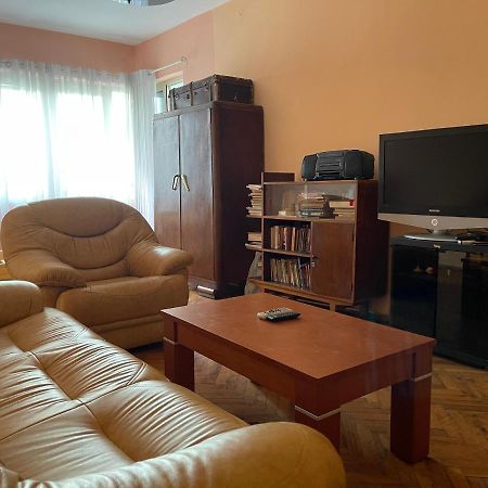 Rita'S Home Tirana Zewnętrze zdjęcie